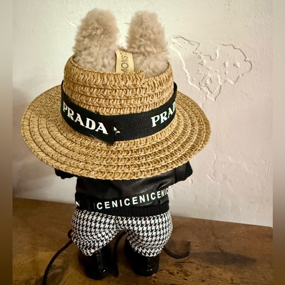 Macaron  Toffee Labubu dressed in Prada - Picture 3 of 3